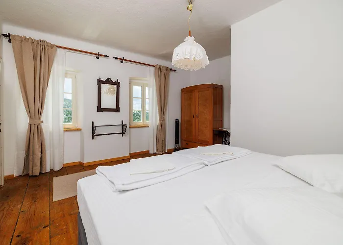 Atemberaubende Mit Whirlpool, Meerblick, Billard, Ping-pong, Privatpool, Grill