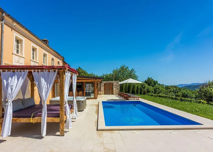 Atemberaubende Mit Whirlpool, Meerblick, Billard, Ping-pong, Privatpool, Grill *