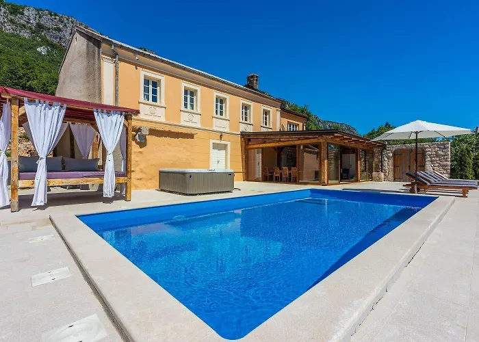 Atemberaubende Mit Whirlpool, Meerblick, Billard, Ping-pong, Privatpool, Grill * Bribir (Primorje-Gorski Kotar)