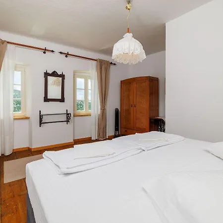 Atemberaubende Mit Whirlpool, Meerblick, Billard, Ping-pong, Privatpool, Grill