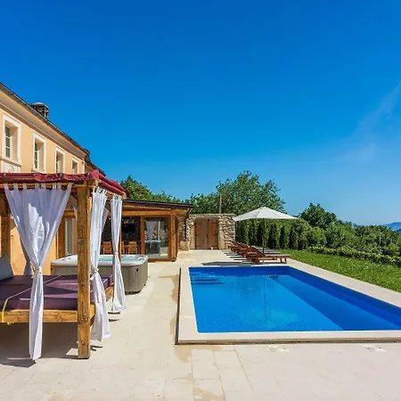 Atemberaubende Mit Whirlpool, Meerblick, Billard, Ping-pong, Privatpool, Grill *