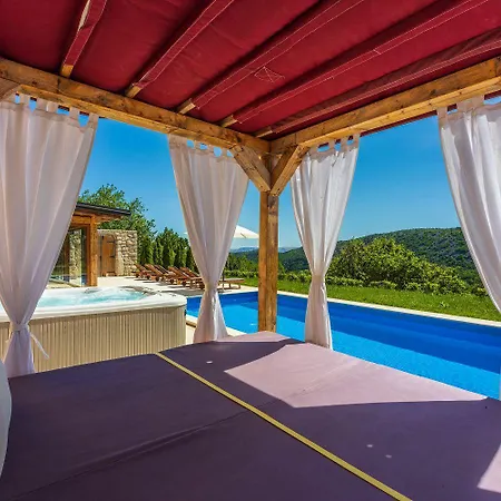 Vakantiehuis Atemberaubende Mit Whirlpool, Meerblick, Billard, Ping-pong, Privatpool, Grill Bribir (Primorje-Gorski Kotar)