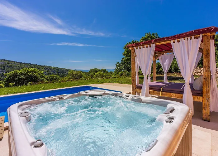 Atemberaubende Mit Whirlpool, Meerblick, Billard, Ping-pong, Privatpool, Grill Casa de Férias